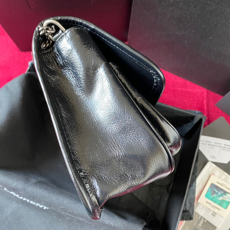 Yves Saint Laurent Weekend Essential Handbag