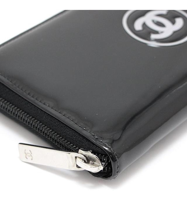Chanel Makeup Round Fastener Long Wallet Patent Leather Black