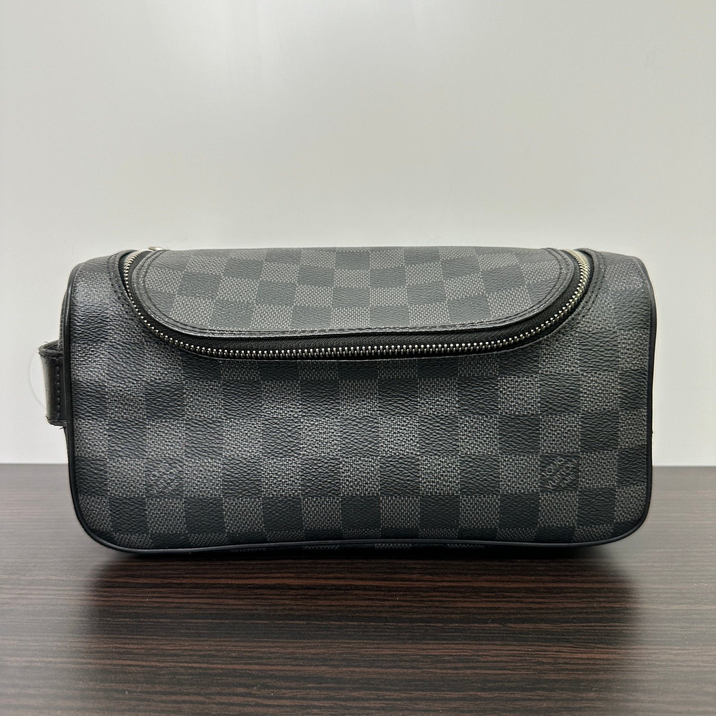 Louis Vuitton Damier Graphite Toiletry Pouch Cosmetic Case LB122419