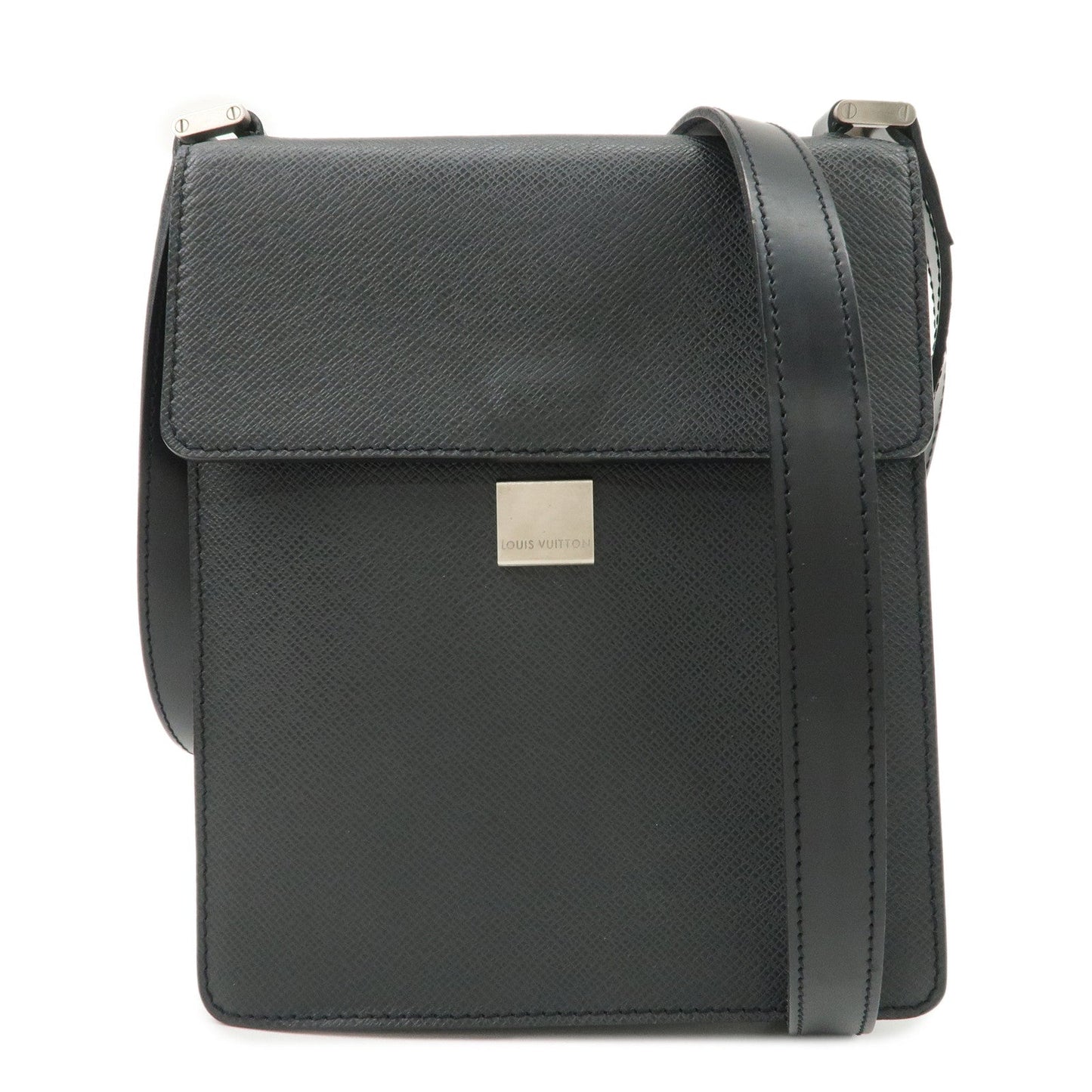 Louis Vuitton Taiga Pochette Kurgan Shoulder Bag Ardoise M32442