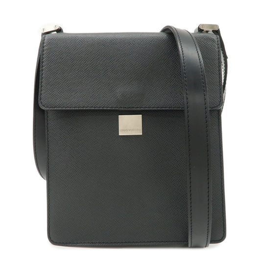 Louis Vuitton Taiga Pochette Kurgan Shoulder Bag Ardoise M32442