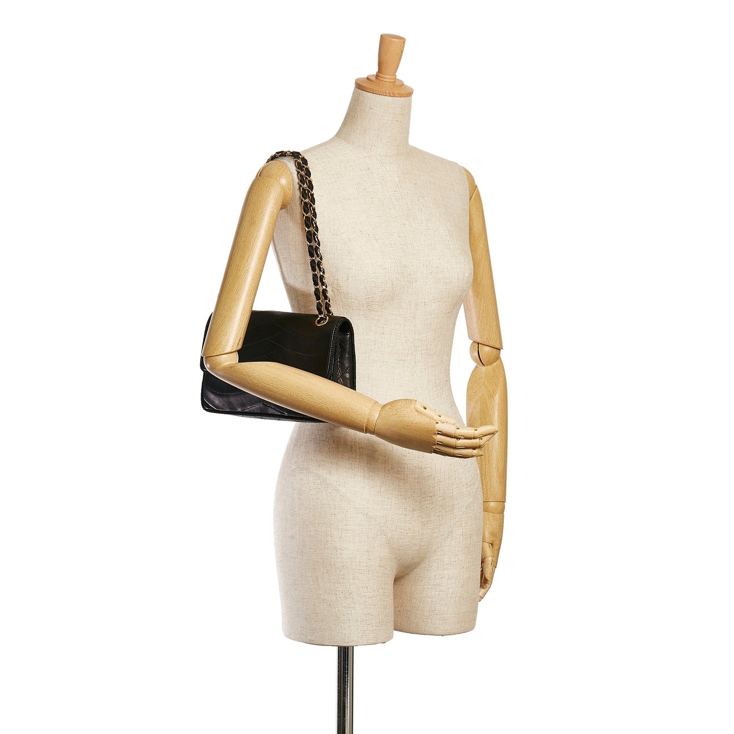 Chanel Matelassé Shoulder Bag - Ewore Bags
