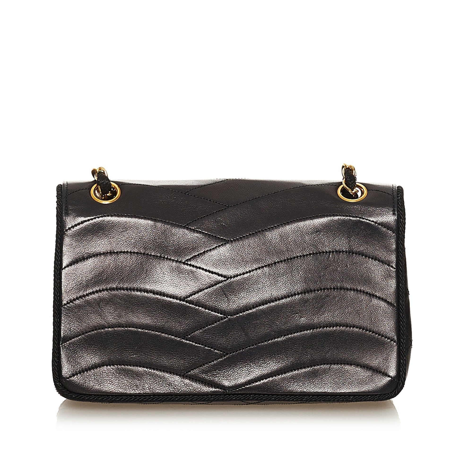 Chanel Matelassé Shoulder Bag - Ewore Bags