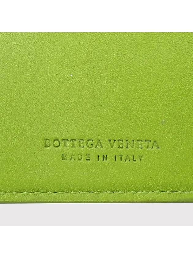 Luxury Bottega Veneta green half wallet