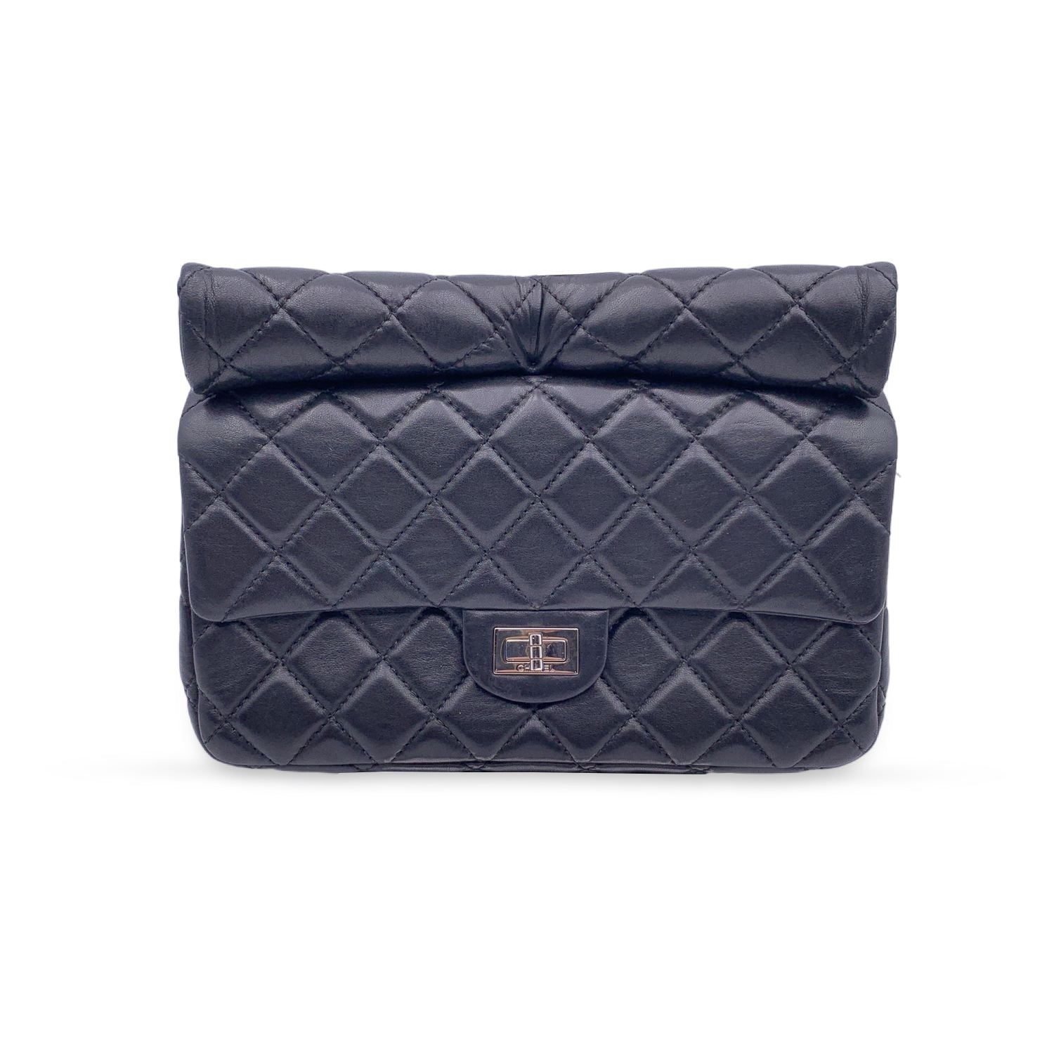 Chanel Clutch - Ewore Bags