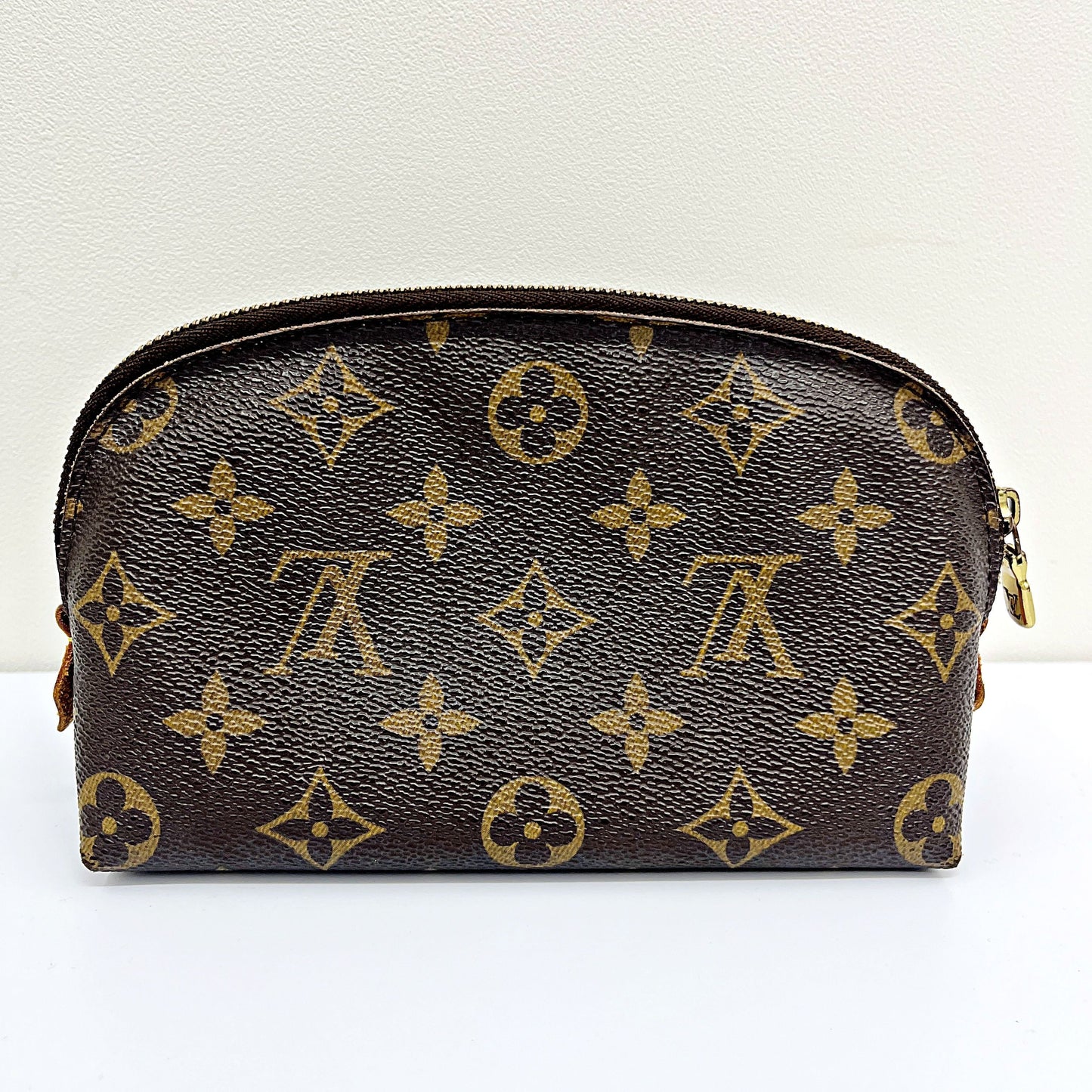 Louis Vuitton Cosmetic Pouch Monogram lv6613uu