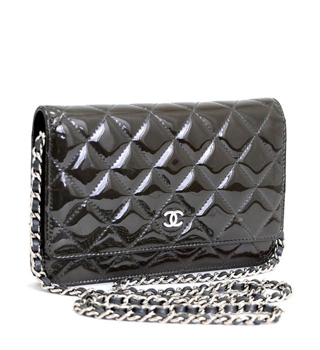 Chanel Matelasse Chain Wallet SV Metal Fittings Patent Black