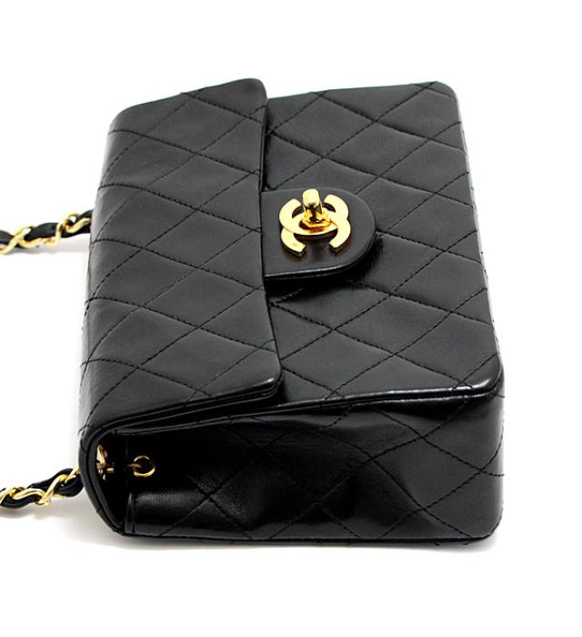 Chanel Mini Matelasse Chain Shoulder Bag Lamb Black