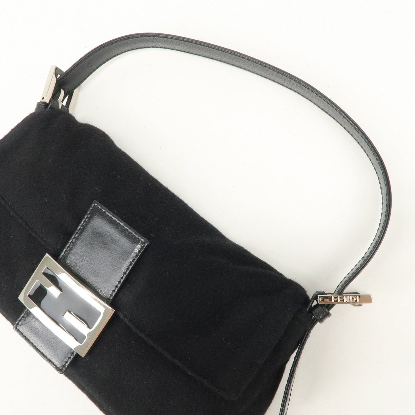 FENDI Mamma Baguette Cashmere Leather Shoulder Bag  Black 26424