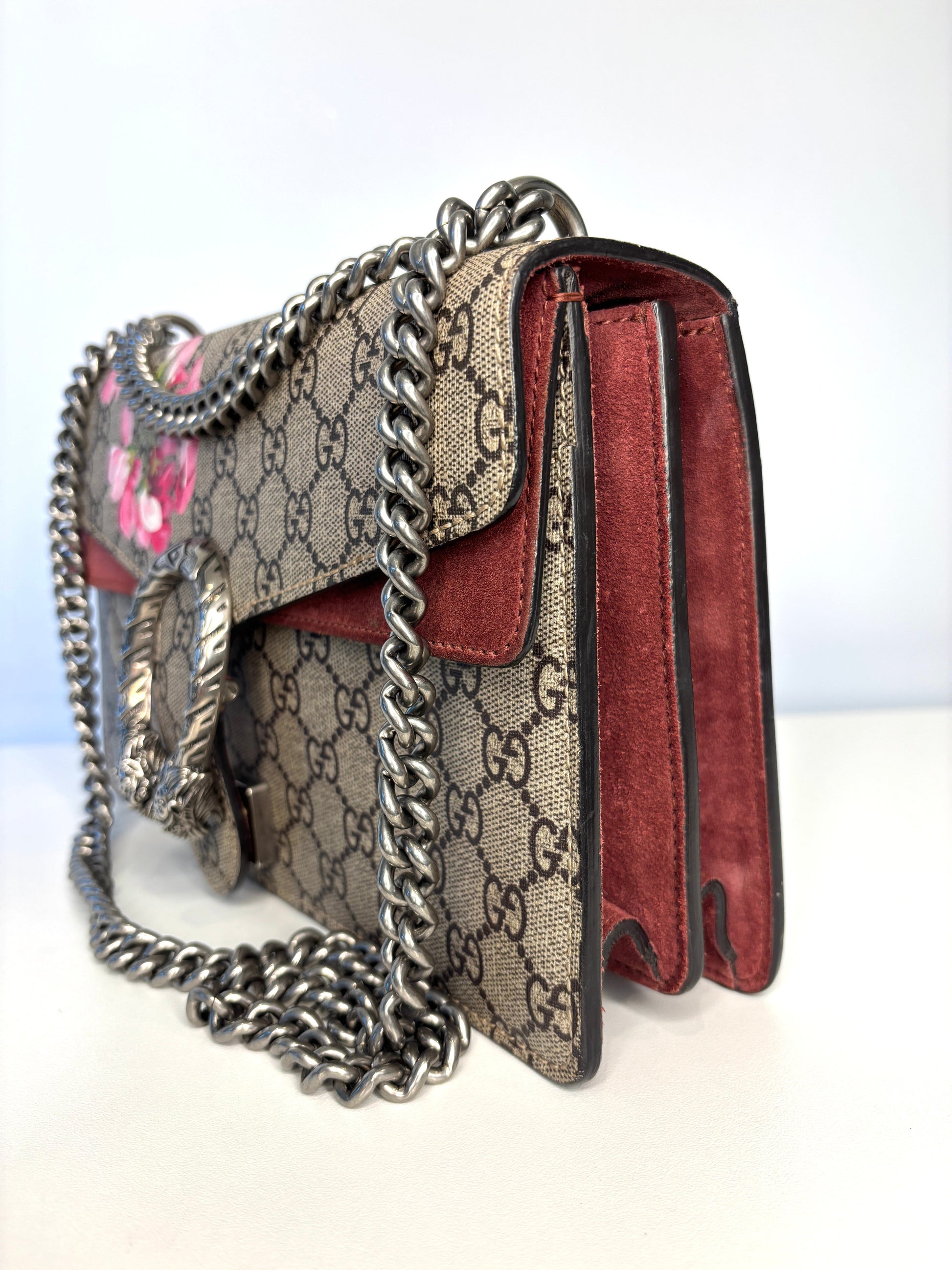 Gucci Chain Canvas Shoulder Bag