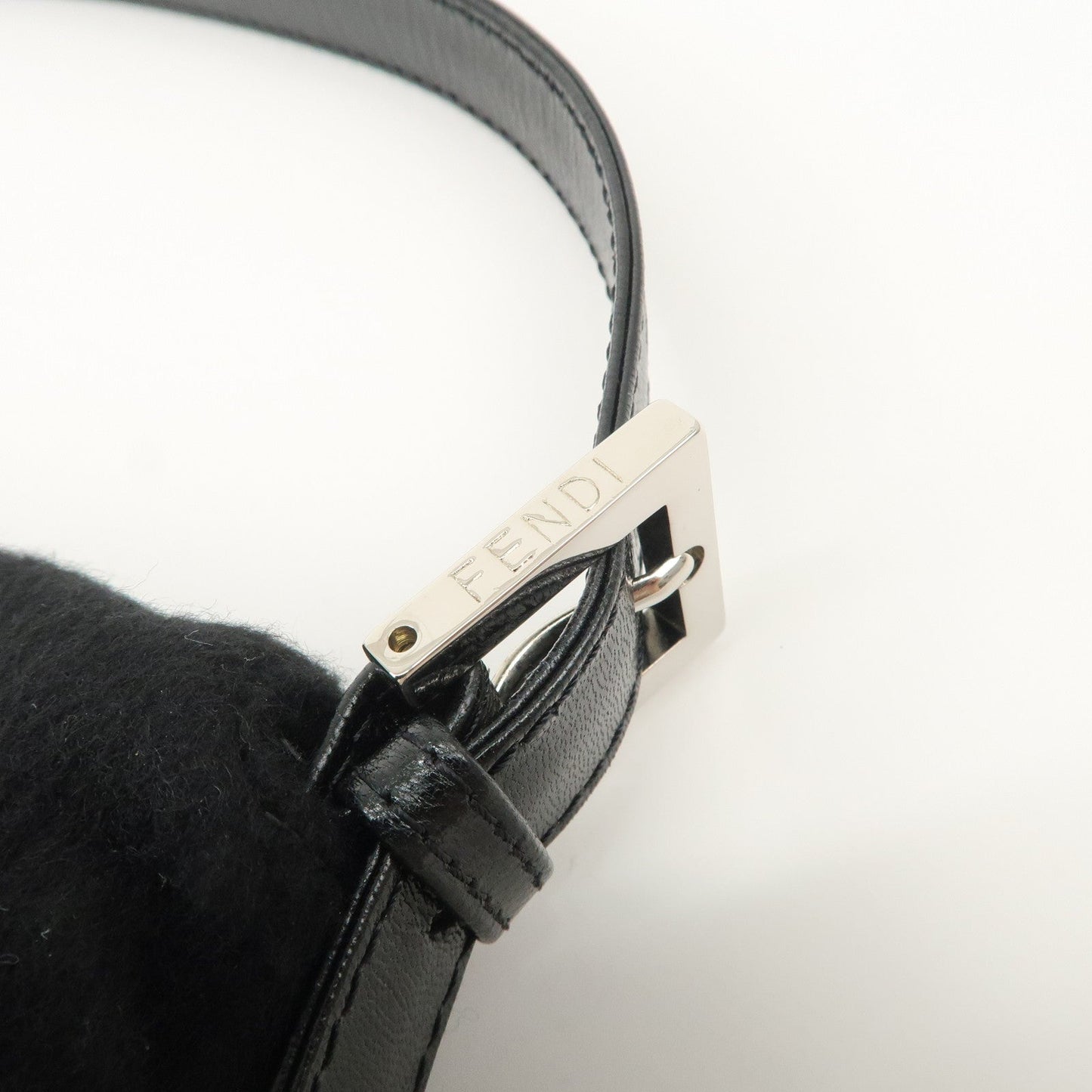FENDI Mamma Baguette Cashmere Leather Shoulder Bag  Black 26424