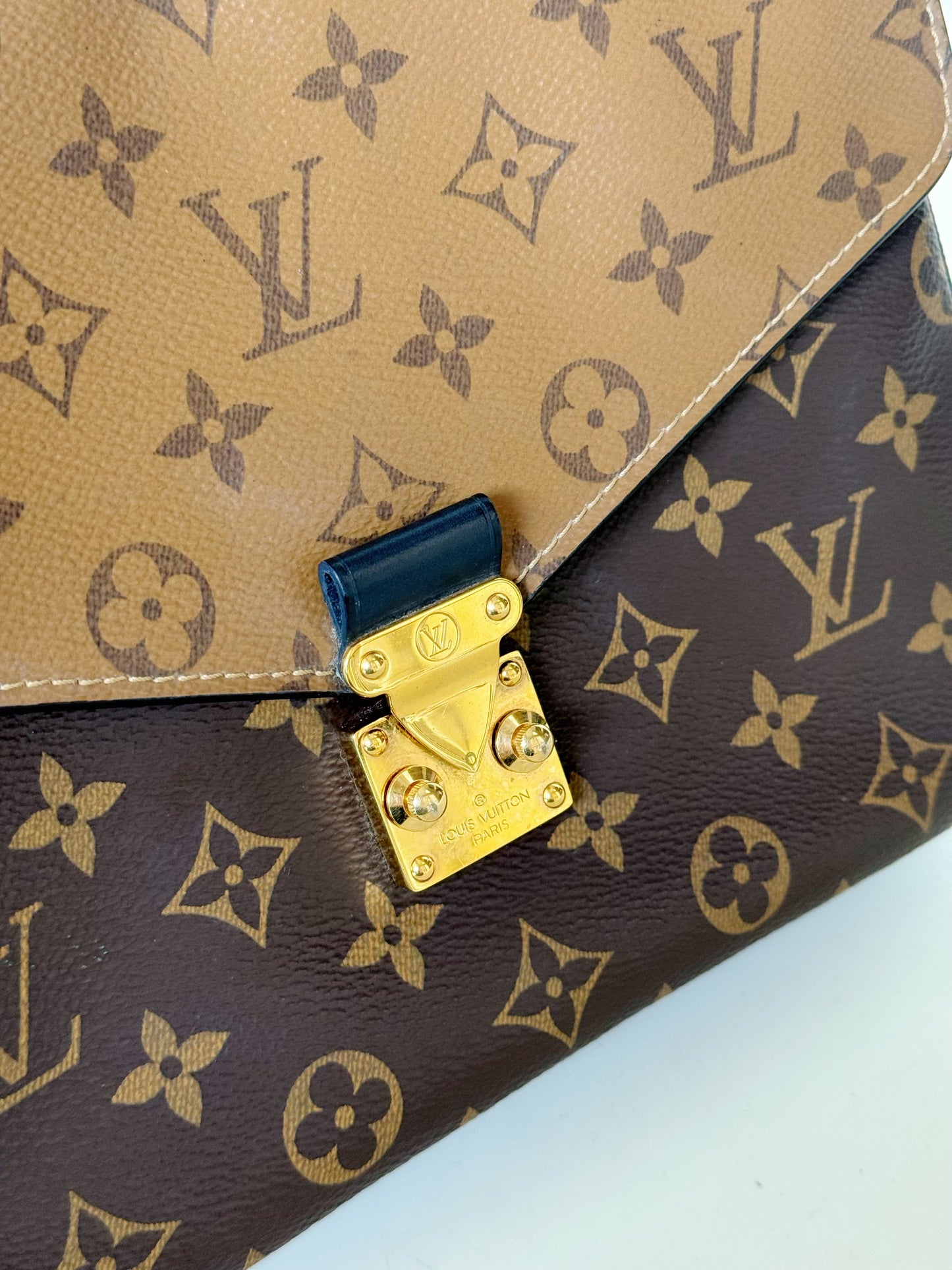 Louis Vuitton Monogram Pochette Metis