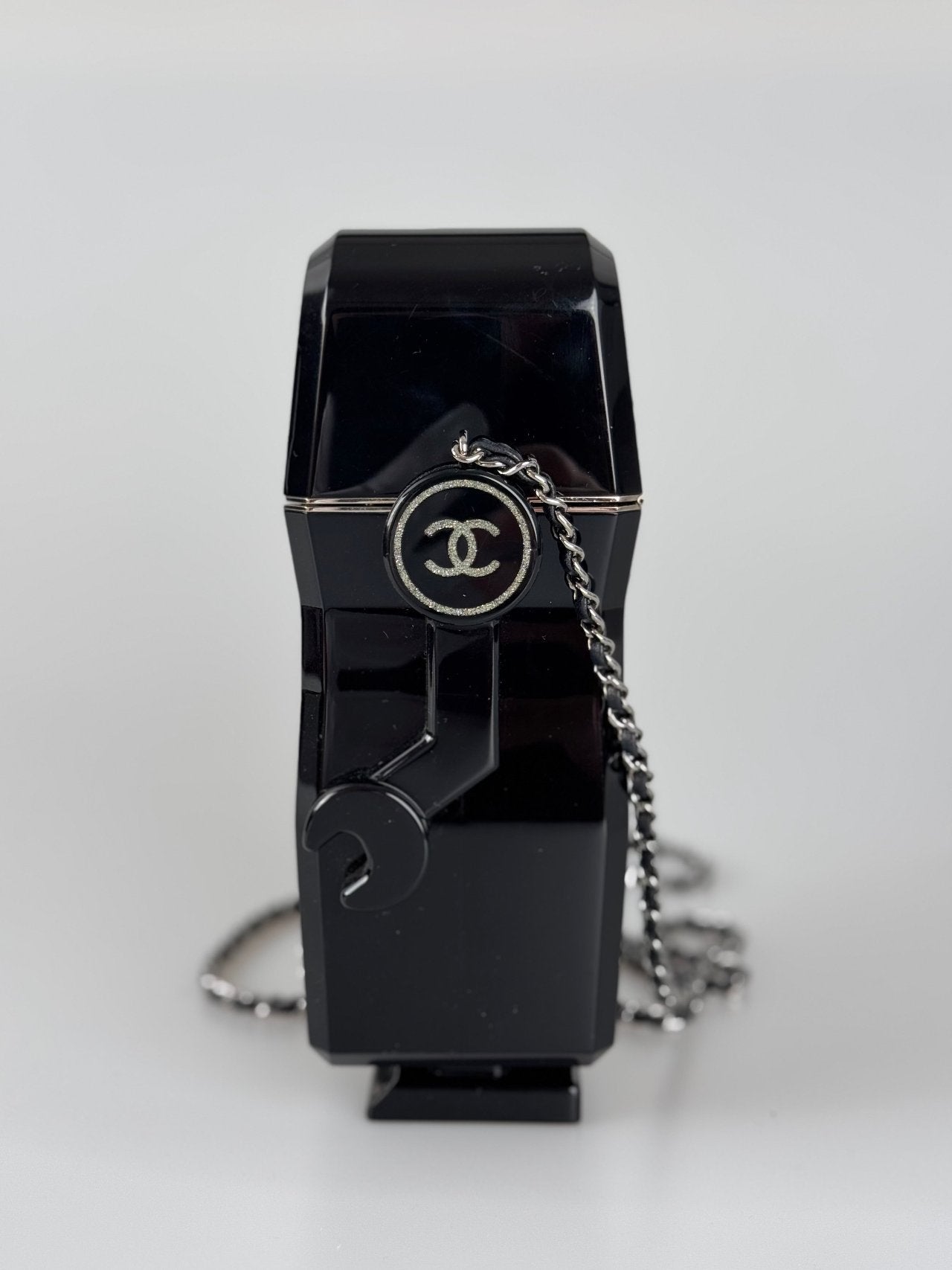Chanel Clutch - Ewore Bags