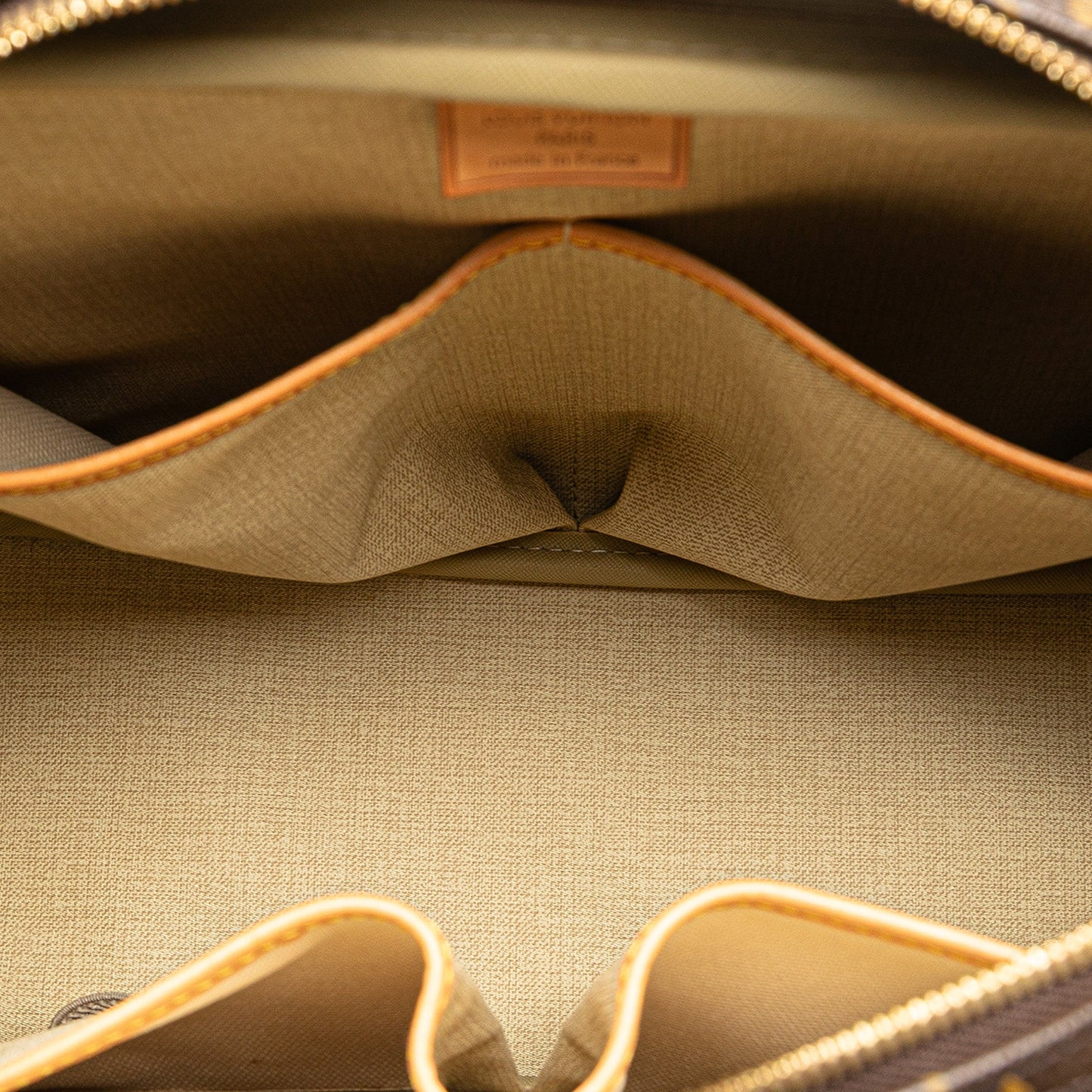 Brown Louis Vuitton Monogram Deauville Handbag