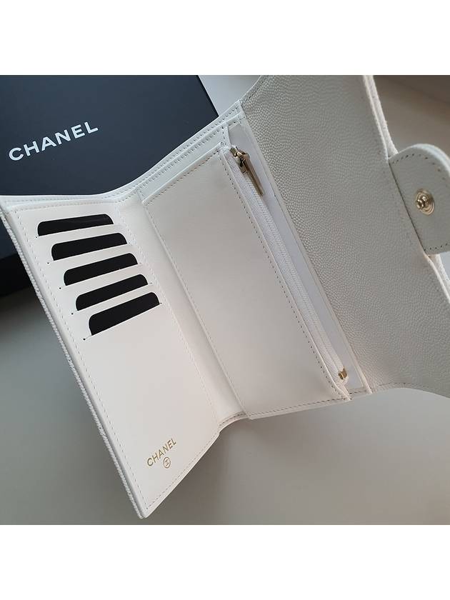 Chanel Medium Shoulder Bag - Ewore Bags