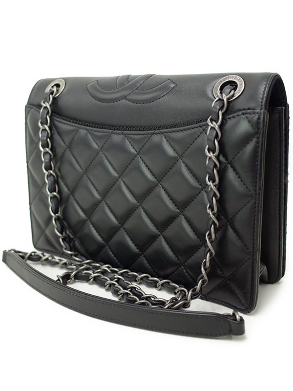 Chanel Matelasse Chain Shoulder Bag Calfskin Black