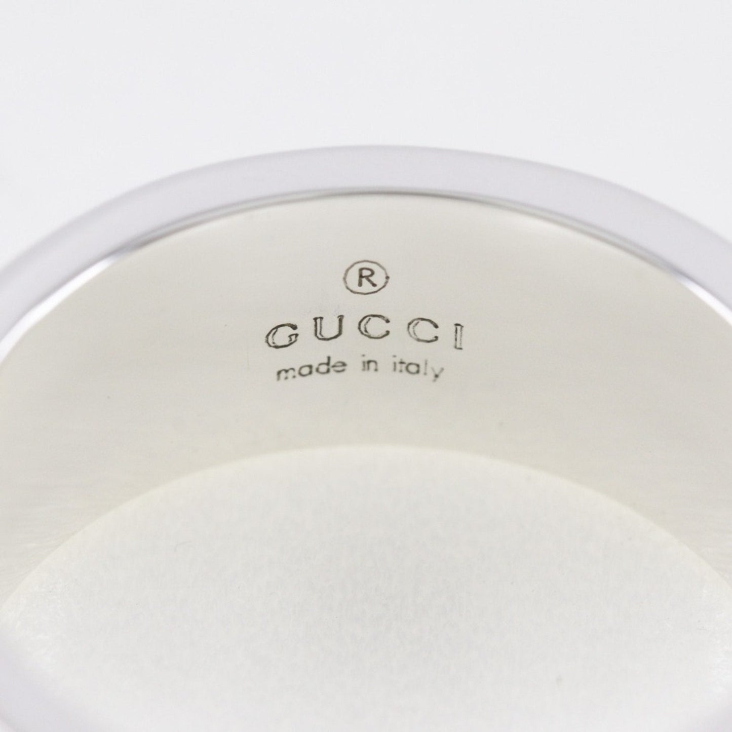 Gucci --