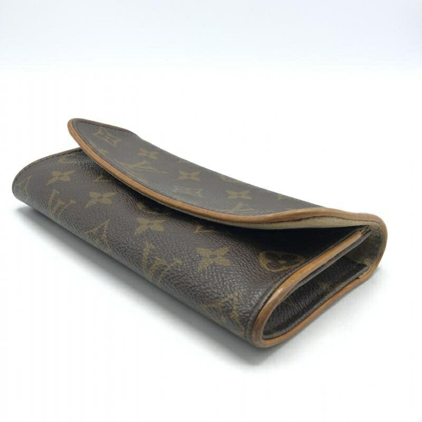 LOUIS VUITTON Florentine Clutch Bag