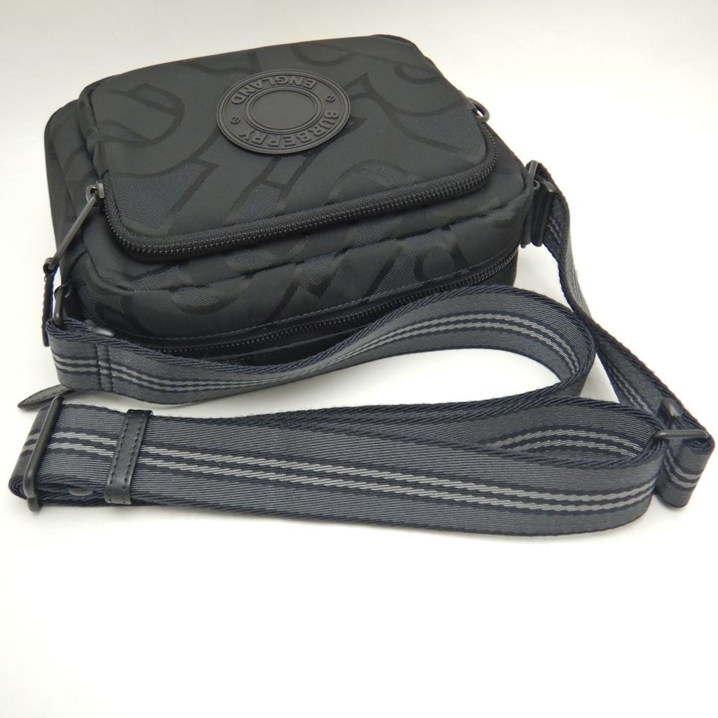 Luxury Burberry PADDY Shoulder Bag