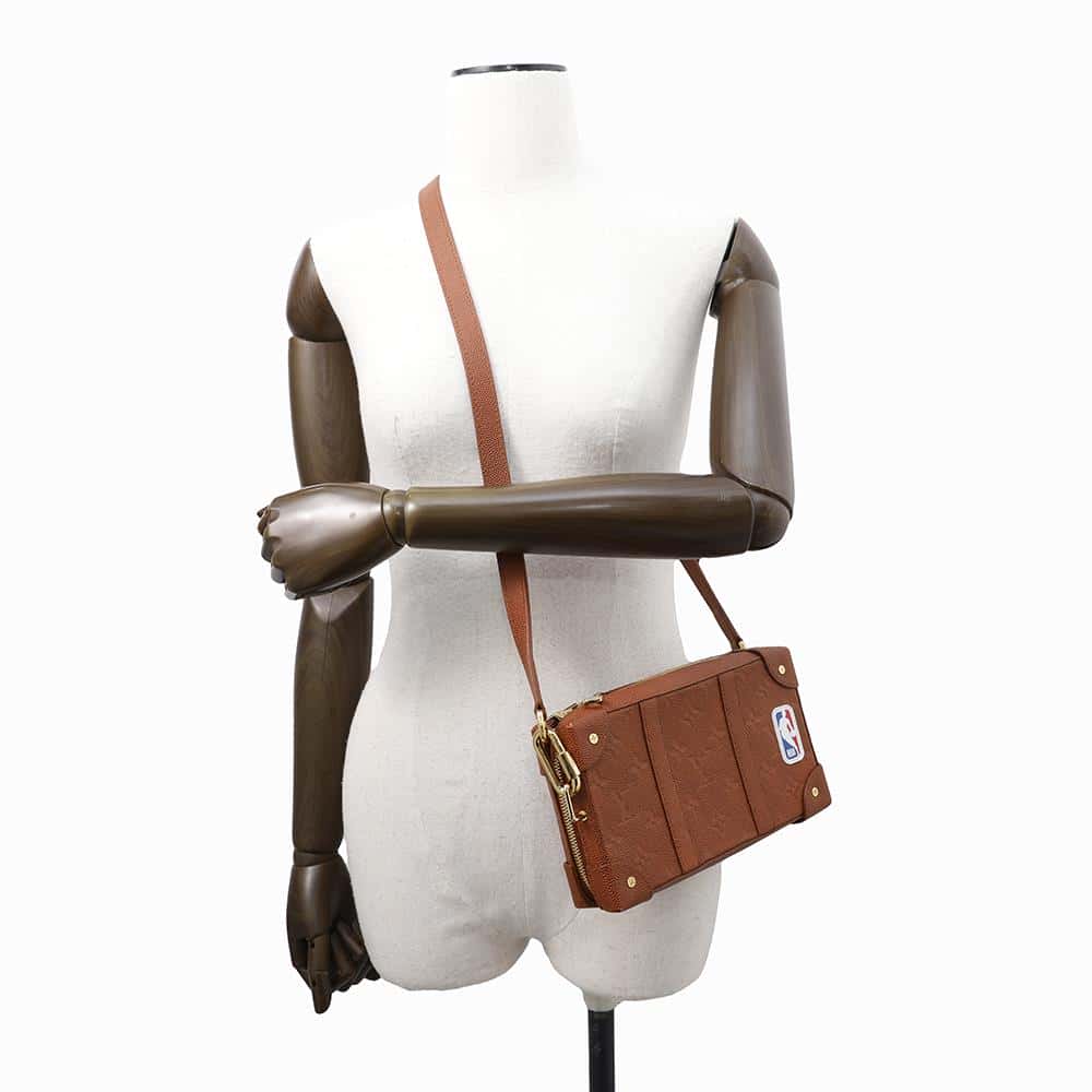 LOUIS VUITTON LVxNBA Soft Trunk BrownM80549 Ballã»Grain Leather Monogramã»Pattern