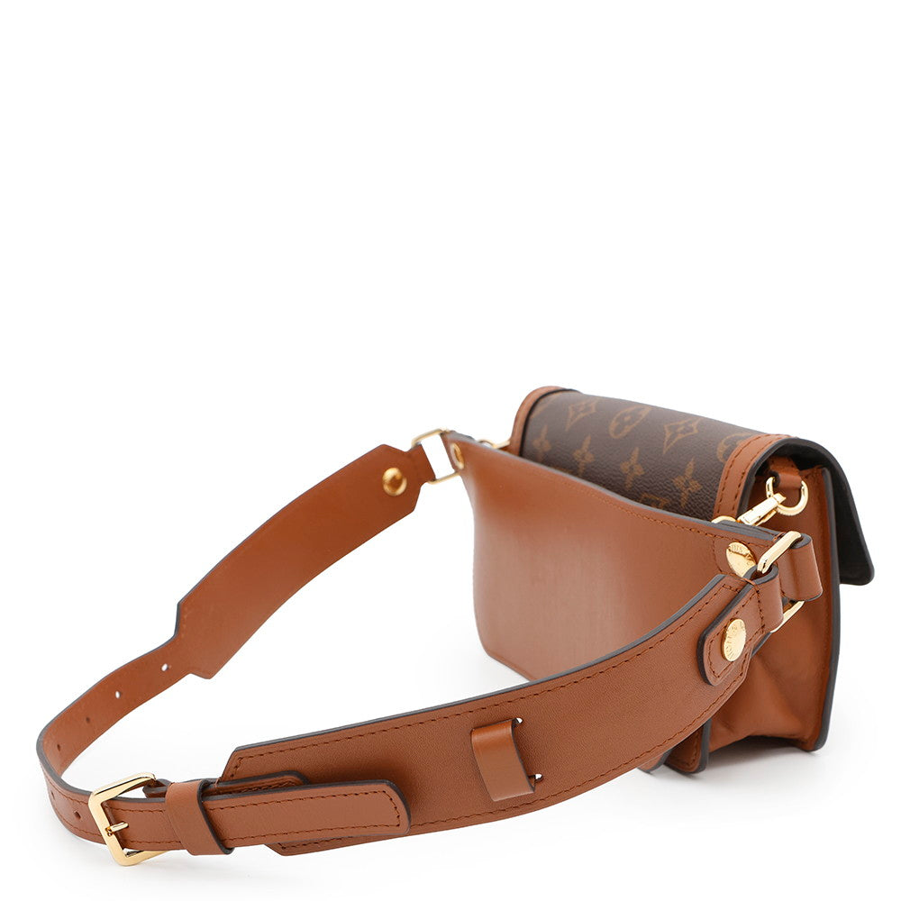 LOUIS VUITTON Bumbagã»Dauphine NoirM44586 Monogram Monogram Reverse Canvas