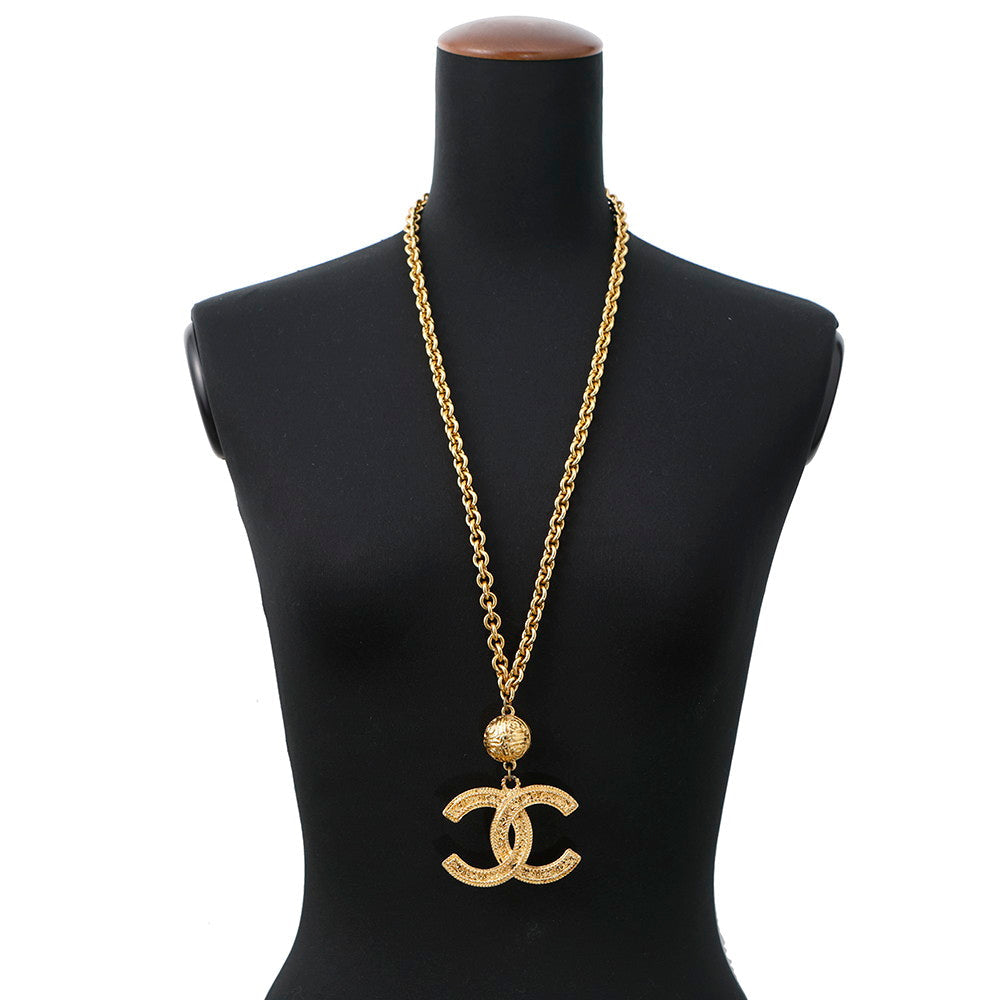 CHANEL CC Mark Necklace Gold Gold Plated