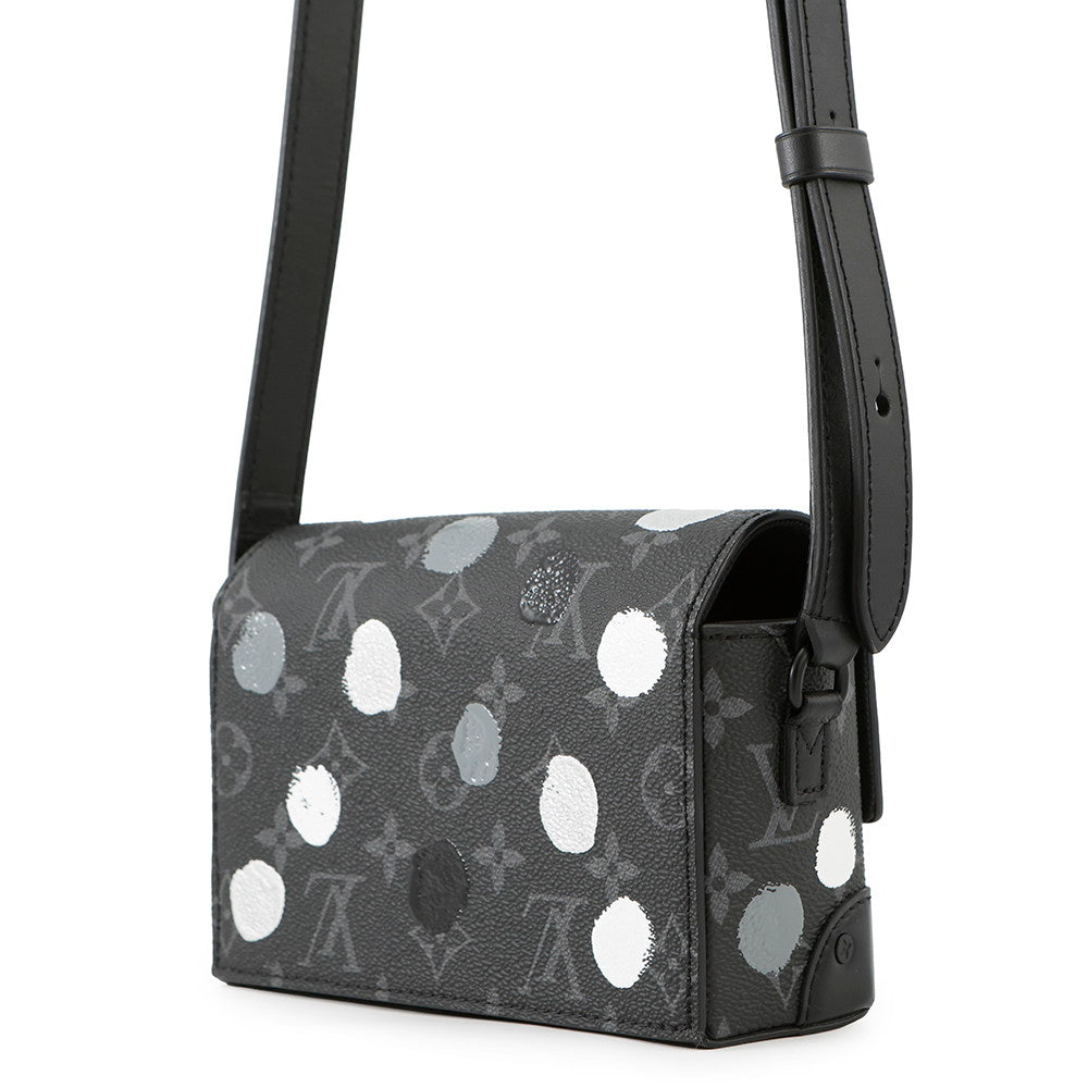 LOUIS VUITTON LV x YK Steamer?Wearable Wallet NoirM81935 Monogram Eclipse Painted Dot