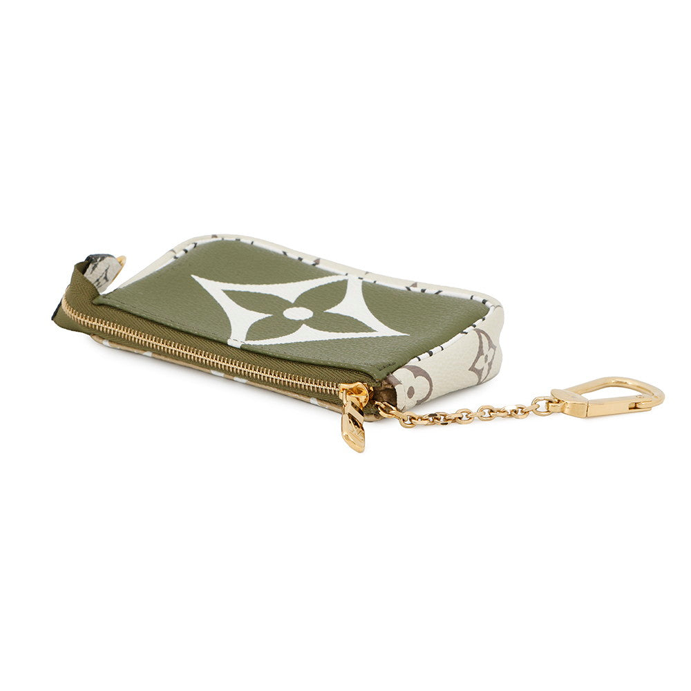 LOUIS VUITTON Mini Pochette Accessoires Beige/KhakiM67579 Monogram Monogram Giant