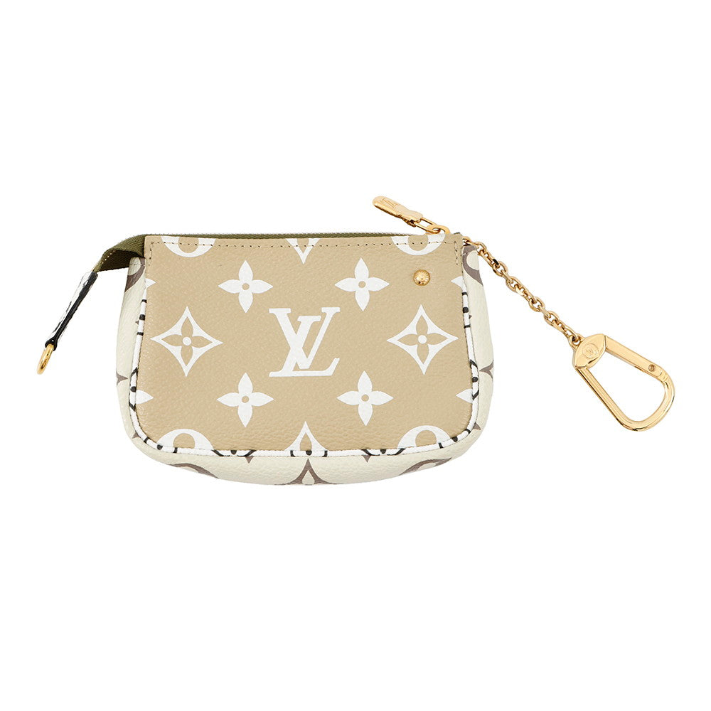 LOUIS VUITTON Mini Pochette Accessoires Beige/KhakiM67579 Monogram Monogram Giant