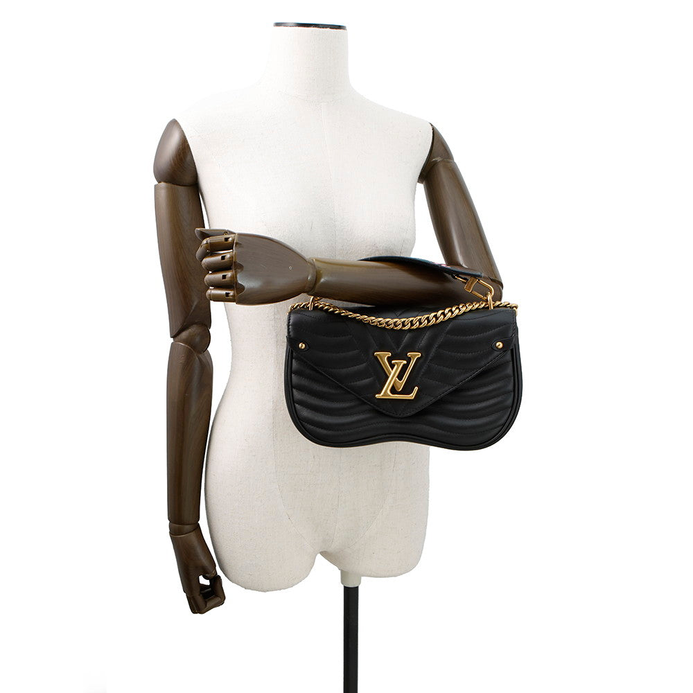 LOUIS VUITTON New Wave Chain Bag NoirM51498 Calf Leather Size MM