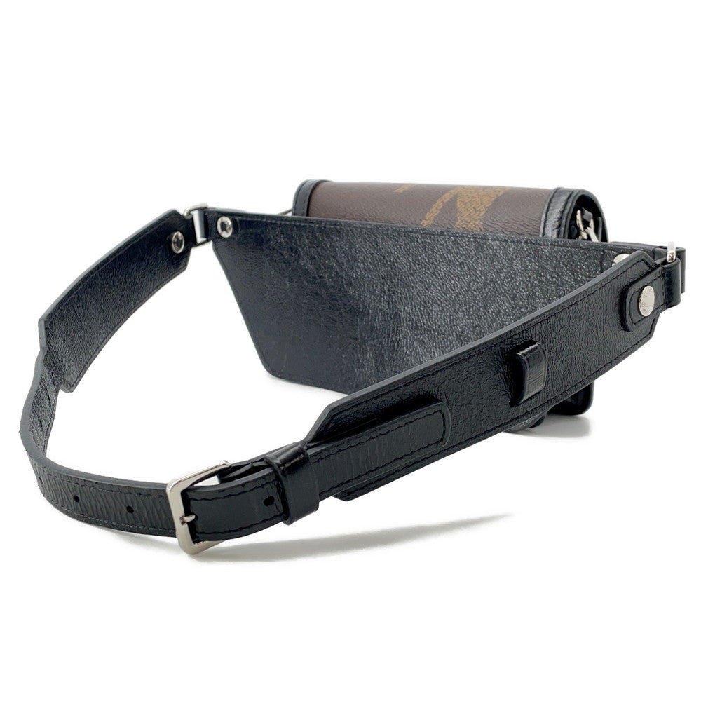 LOUIS VUITTON Bumbag?Dauphine NoirM67696 Monogram Giant Monogram Giant Reverse