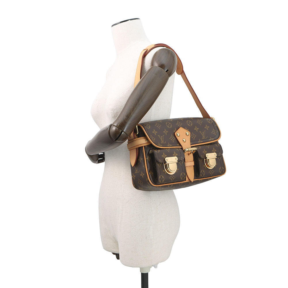 LOUIS VUITTON Hudson BrownM40027 Monogram Size PM