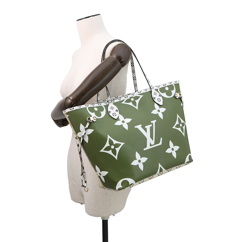 LOUIS VUITTON Neverfull Khaki/Beige/WhiteM44568 Monogram Monogram Giant Size MM