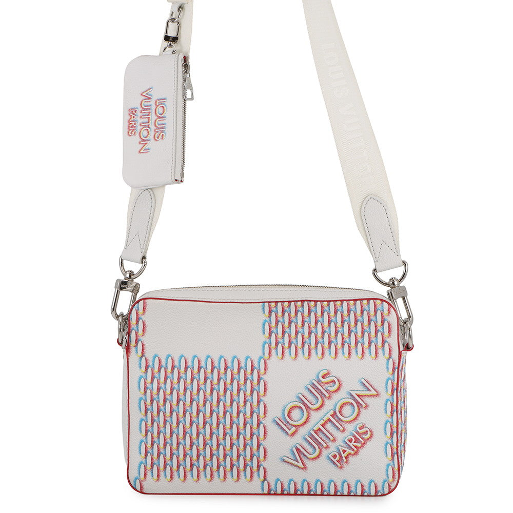 LOUIS VUITTON Trio Messenger WhiteM20665 Damier Giant Spray