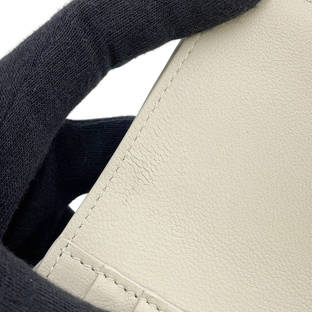 SAINT LAURENT PARIS Cassandra Matelasse Carre Compact Wallet White800763 Lambskin