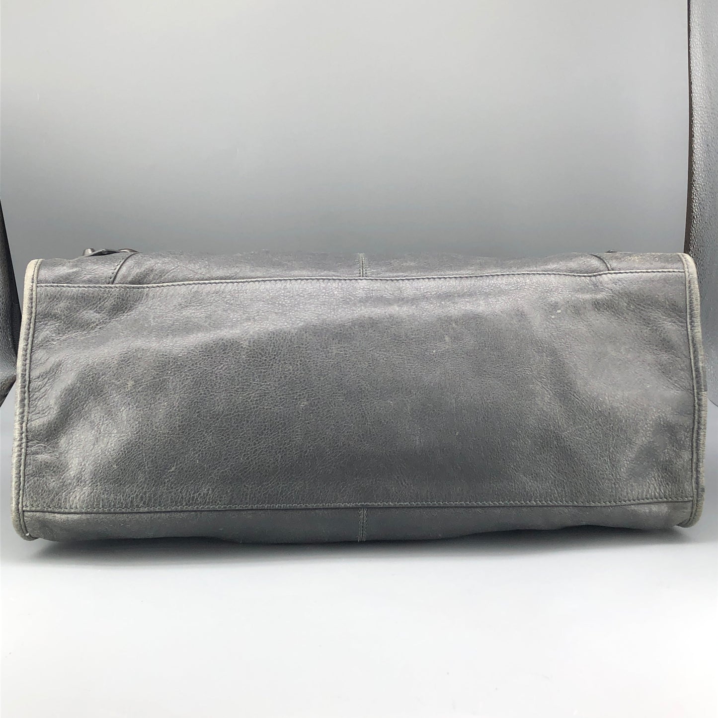 Balenciaga Classic City Distressed Leather Shoulder Handbag Grey