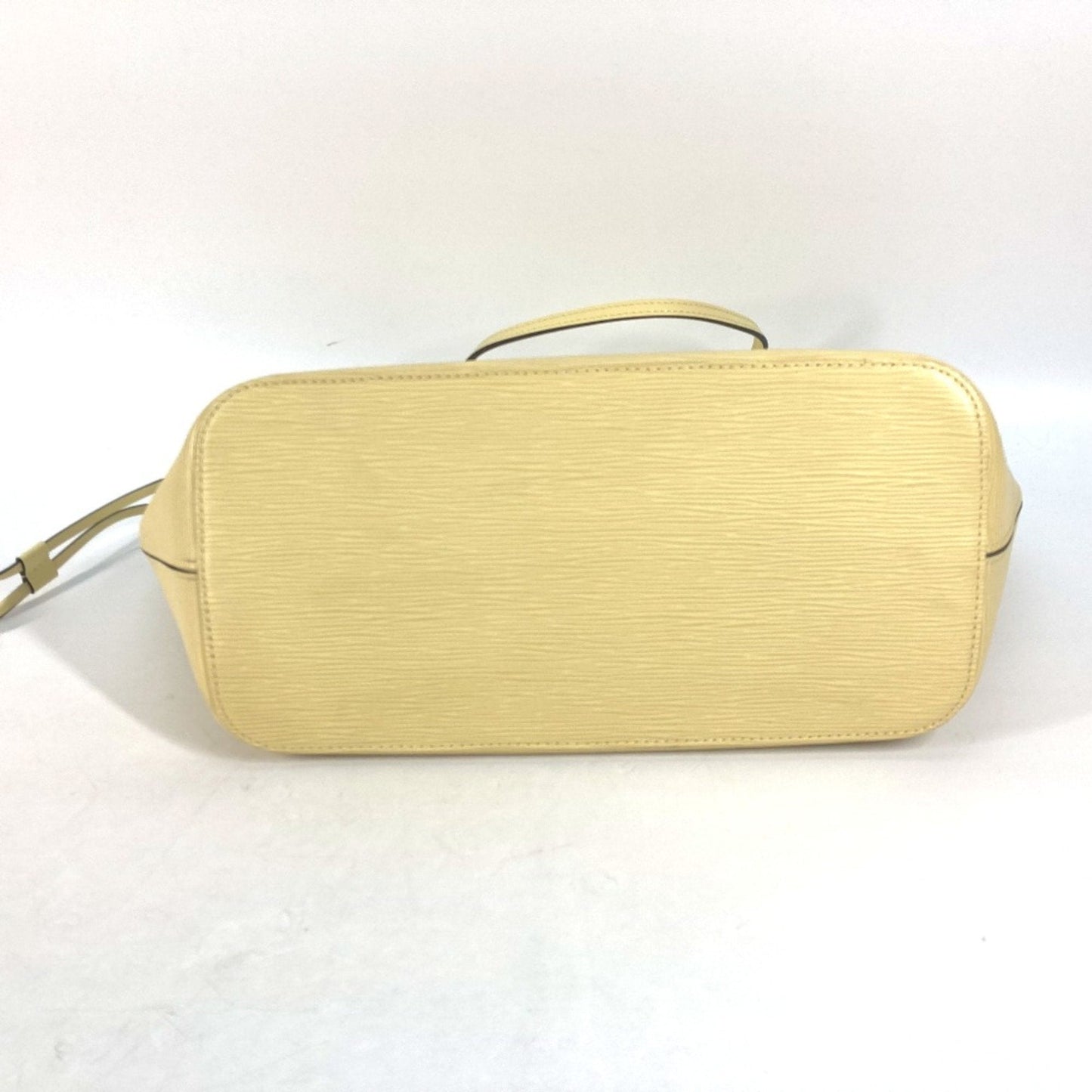 LOUIS VUITTON Neverfull MM Tote
