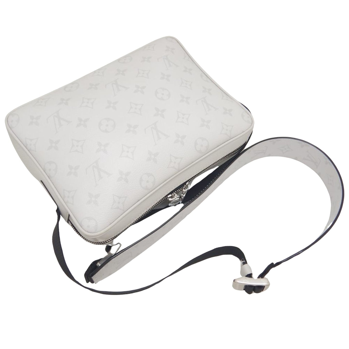 LOUIS VUITTON Outdoor Shoulder Bag