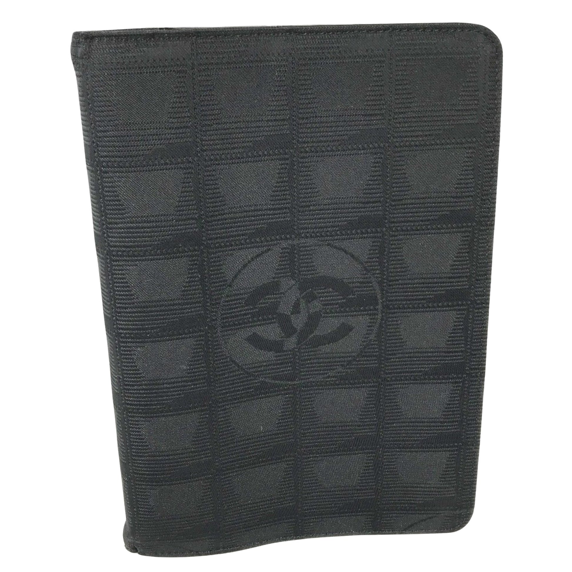 Chanel Handbag - EworeBags