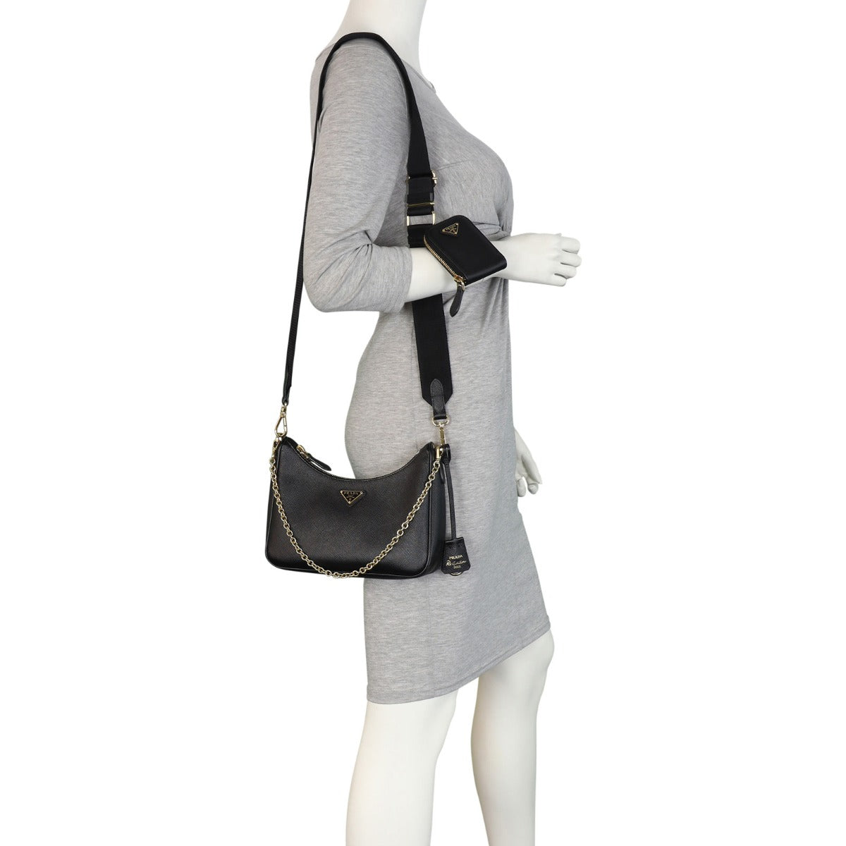 Prada Re-edition 2005 Saffiano Shoulder Bag