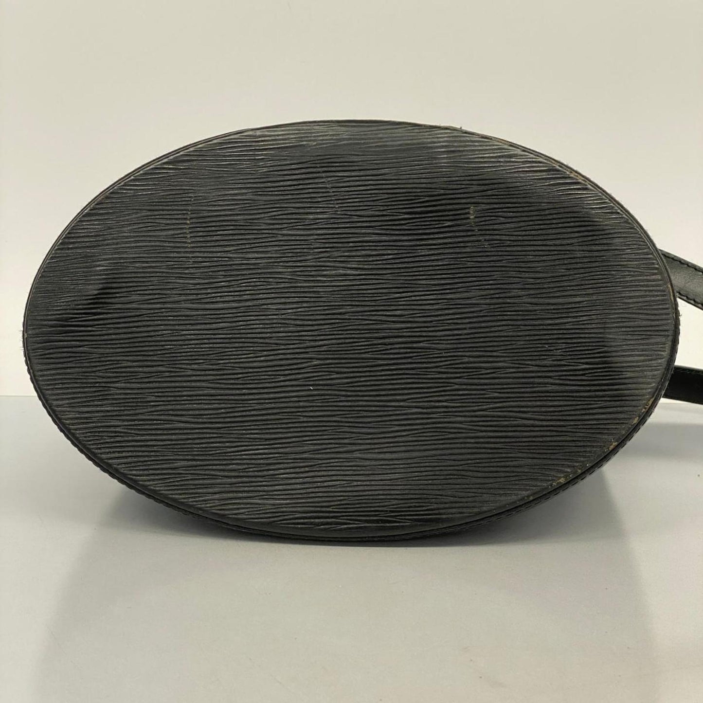 LOUIS VUITTON Cluny Shoulder Bag