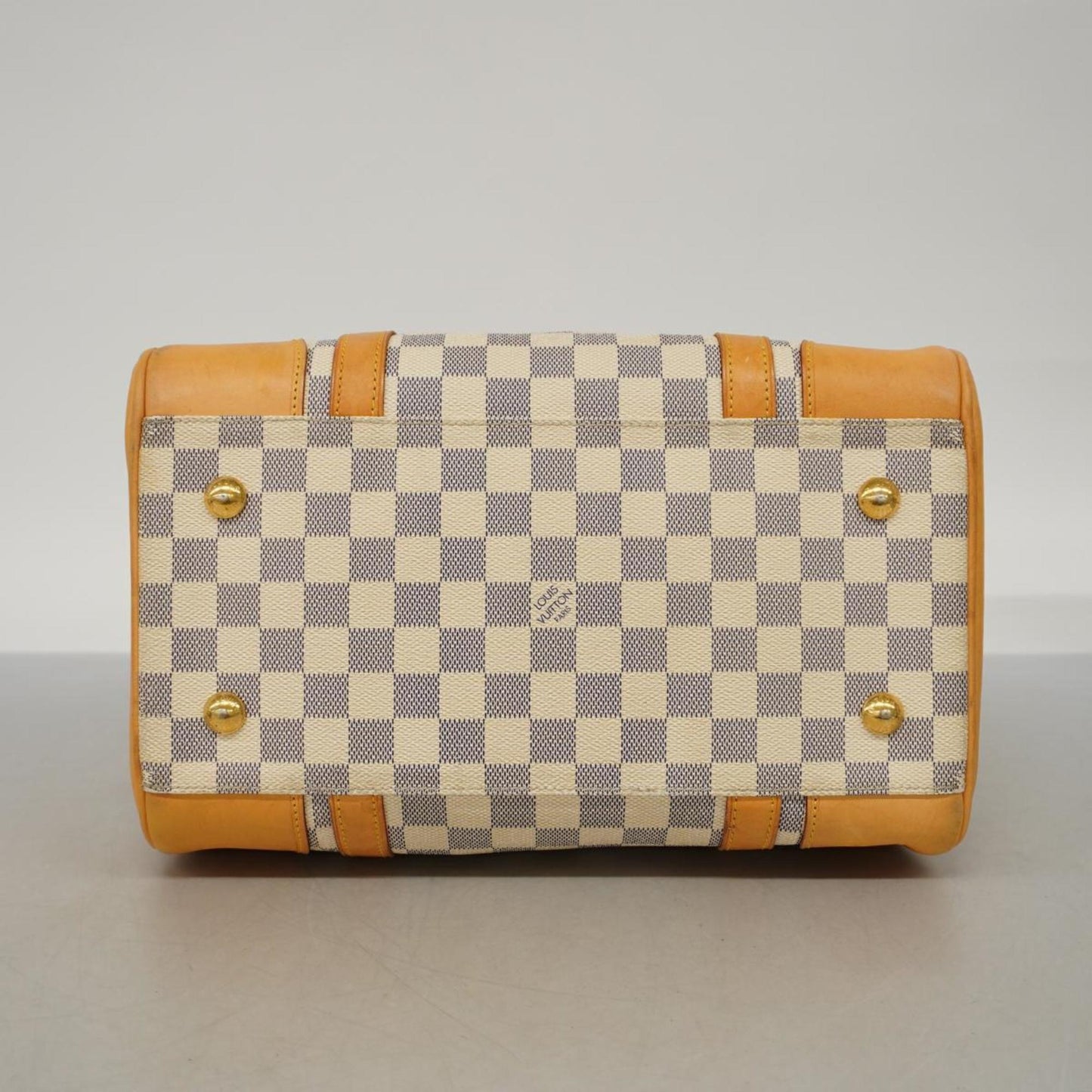 LOUIS VUITTON Berkeley Handbag