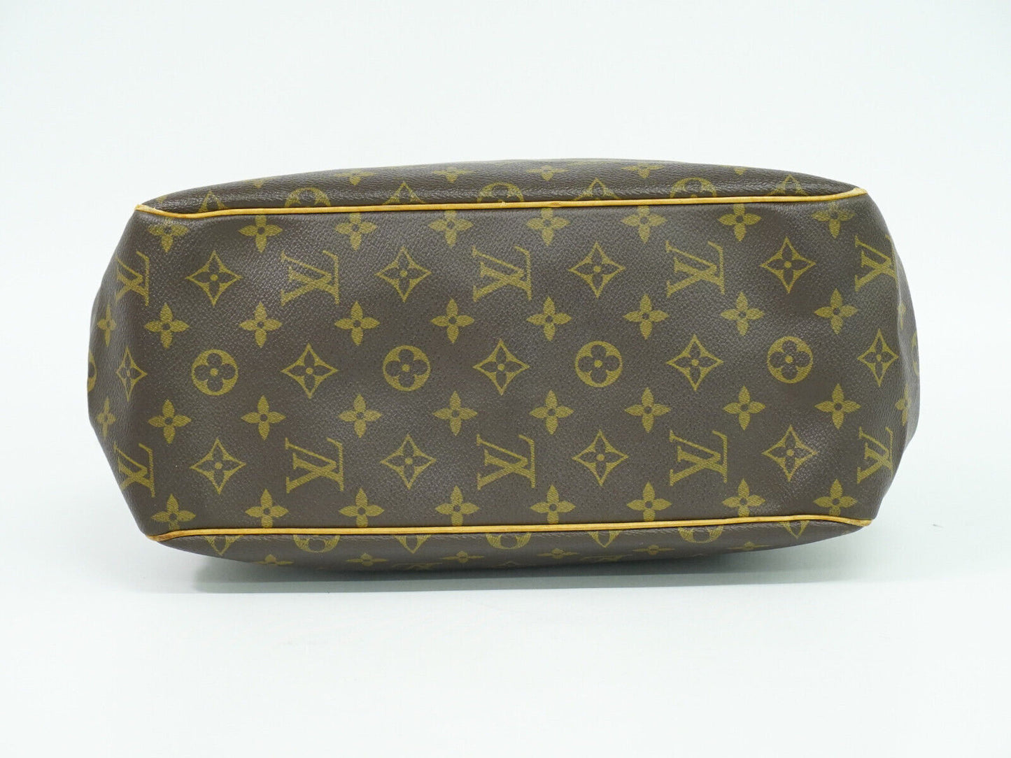 LOUIS VUITTON Batignolles Tote