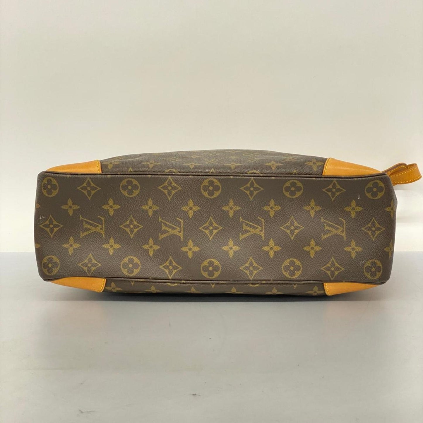 LOUIS VUITTON Boulogne Shoulder Bag