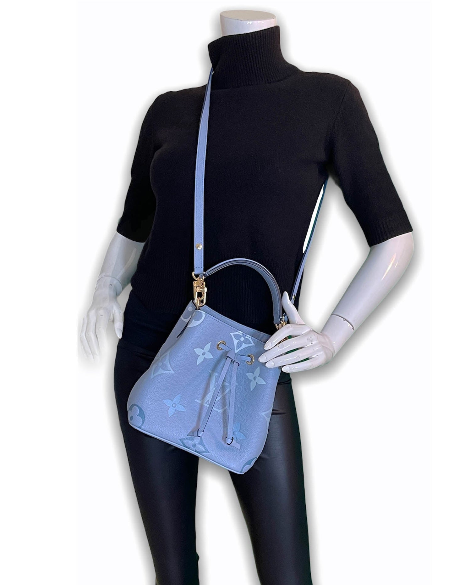 Louis Vuitton Summer Blue Monogram Giant By The Pool Neo noe BB Crossbody Bag
