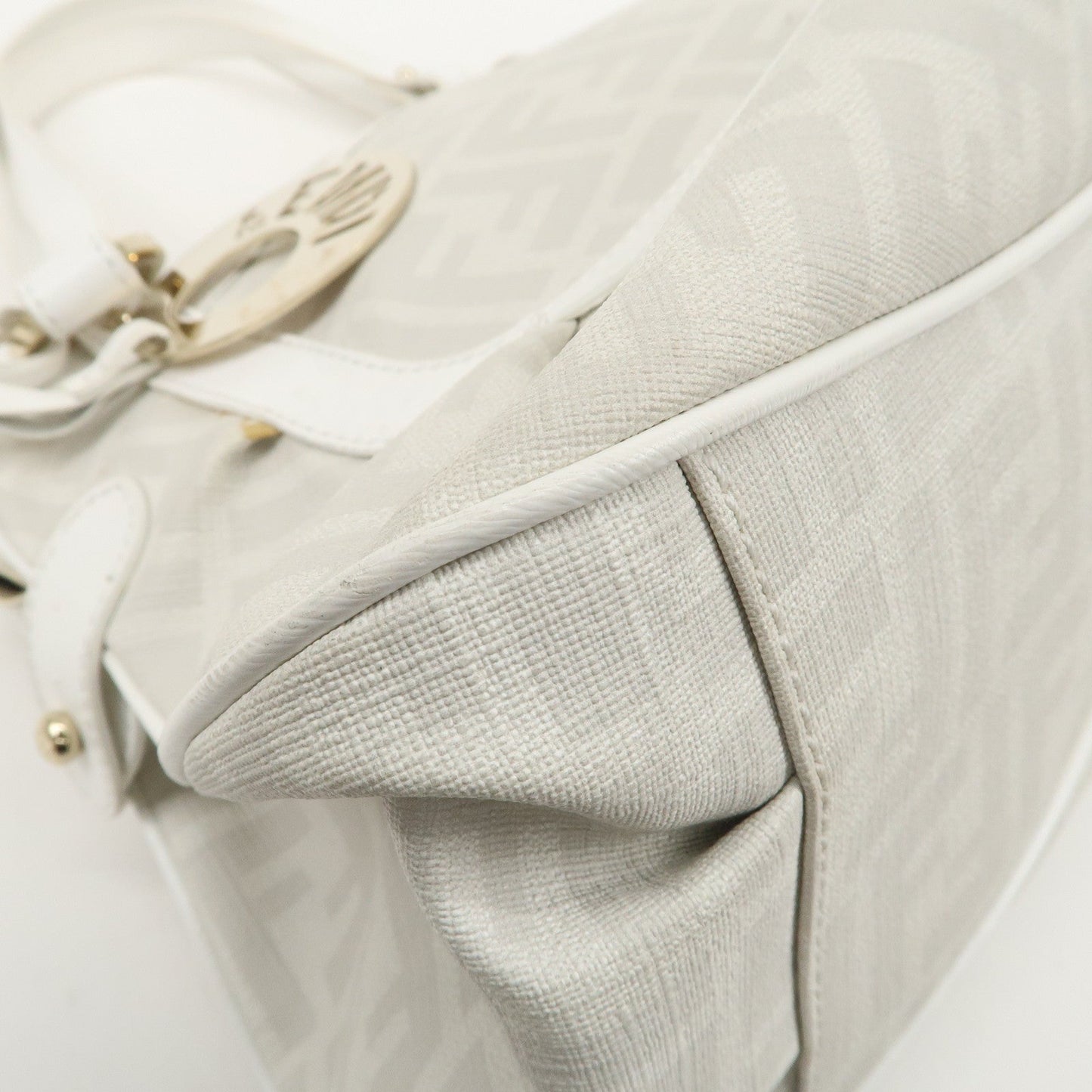 FENDI Zucca PVC Leather Shoulder Bag White Gold Hardware 8BR628