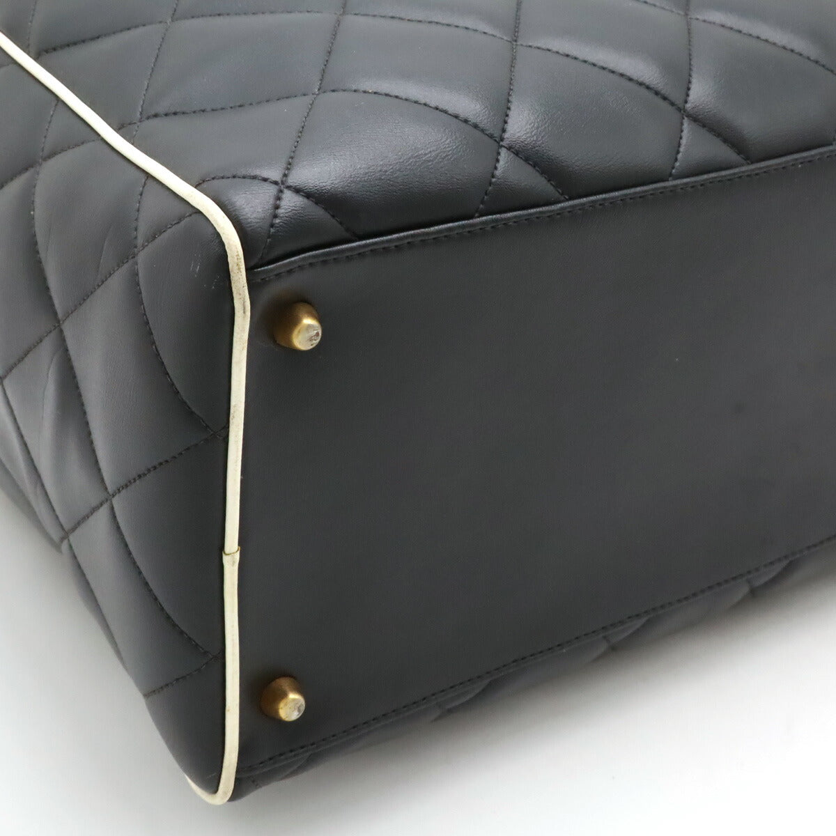 Chanel Leather Matelasse Bowling Bag Travel Bag Classic Flap