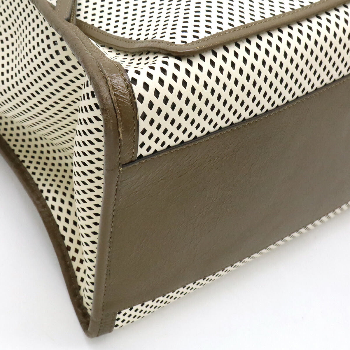 Fendi Peekaboo Handbag - Ewore Bags