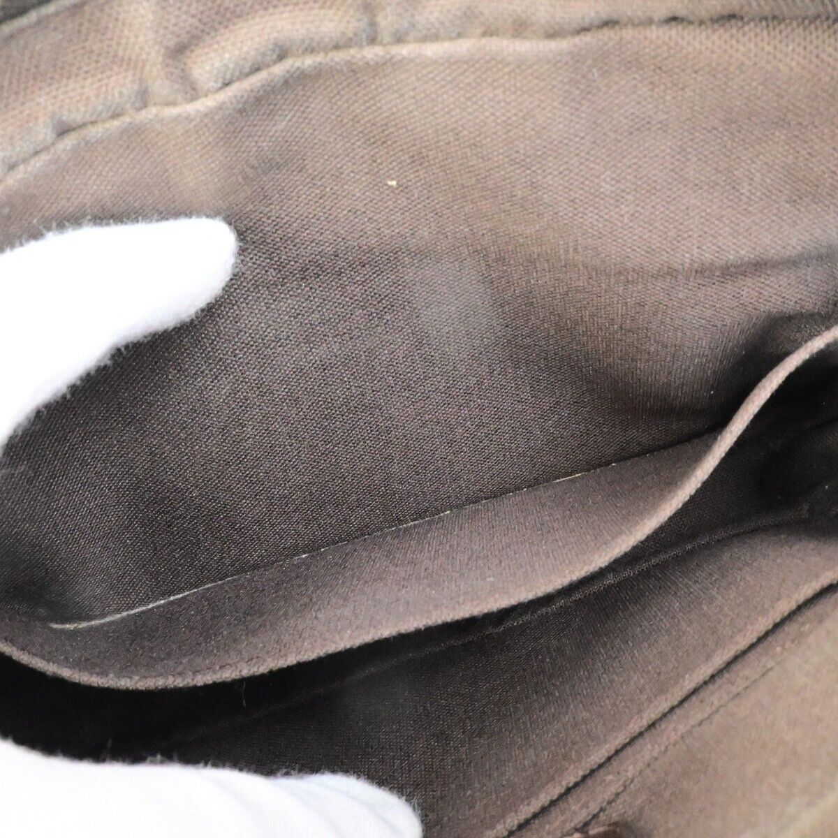 Louis Vuitton Pochette Macao
