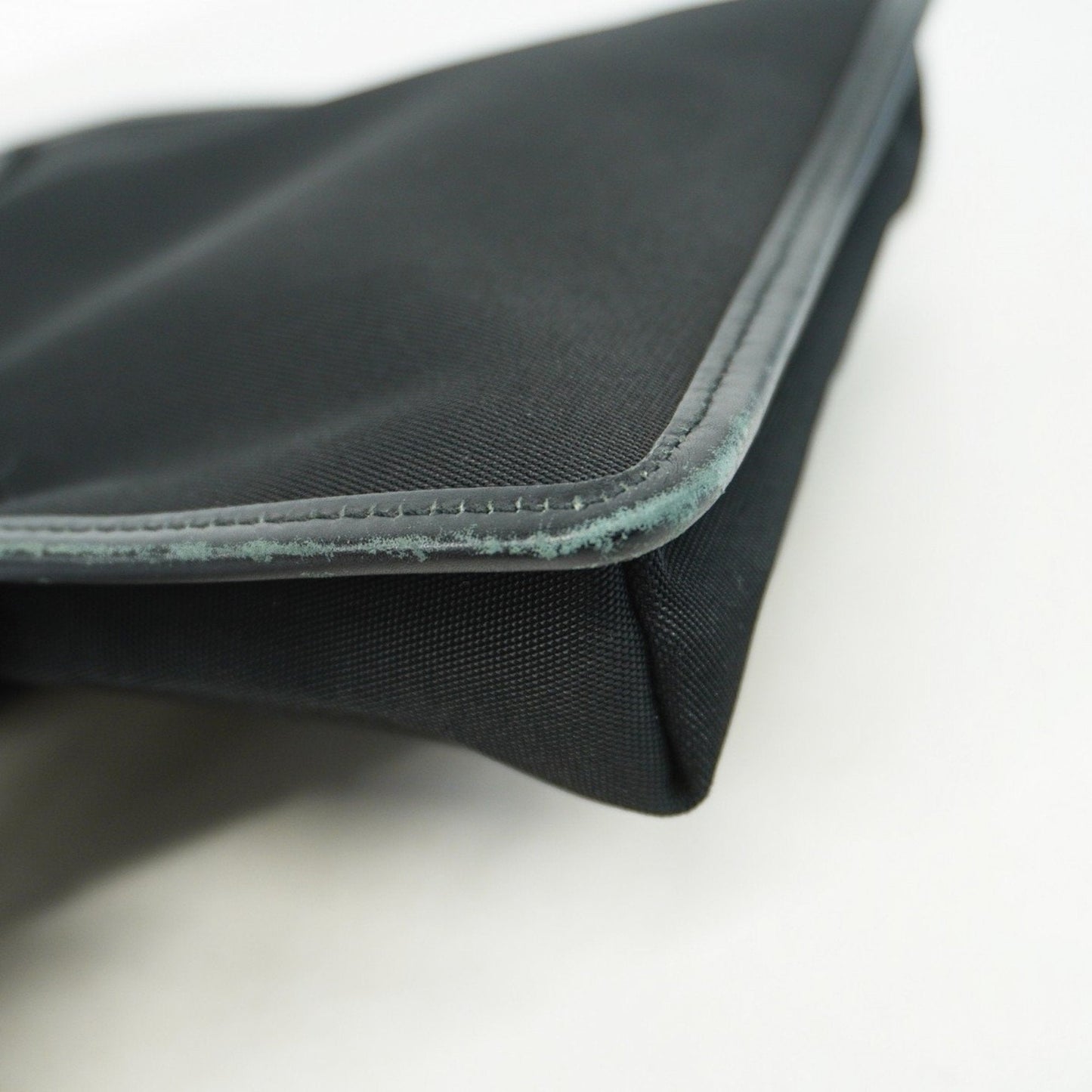 Gucci Messenger